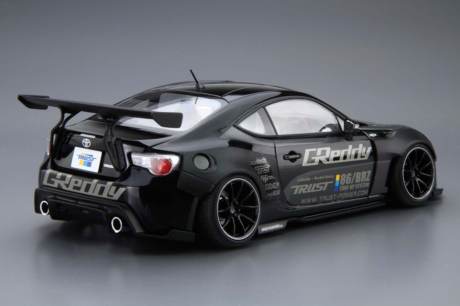 Aoshima 02 2012 ZN6 Toyota 86 Greddy & Rocket Bunny Volk Racing Ver. 1/24 Model Kit