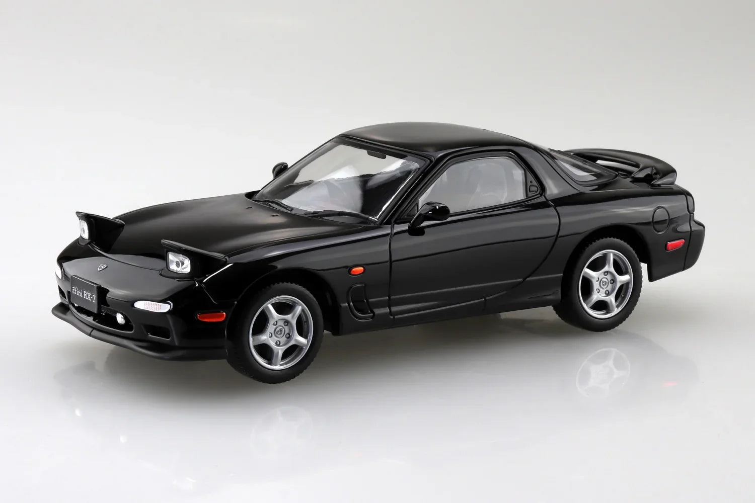 Aoshima Snap Kit 04-BB Efini FD3S RX-7 (Brilliant Black) 1/32 Model Kit - A-Z Toy Hobby
