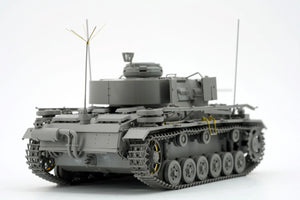 Border Model BT048 Pz.Bef.Wg.III Ausf.K with Schurzen (2 in 1) 1/35 Model Kit - A-Z Toy Hobby