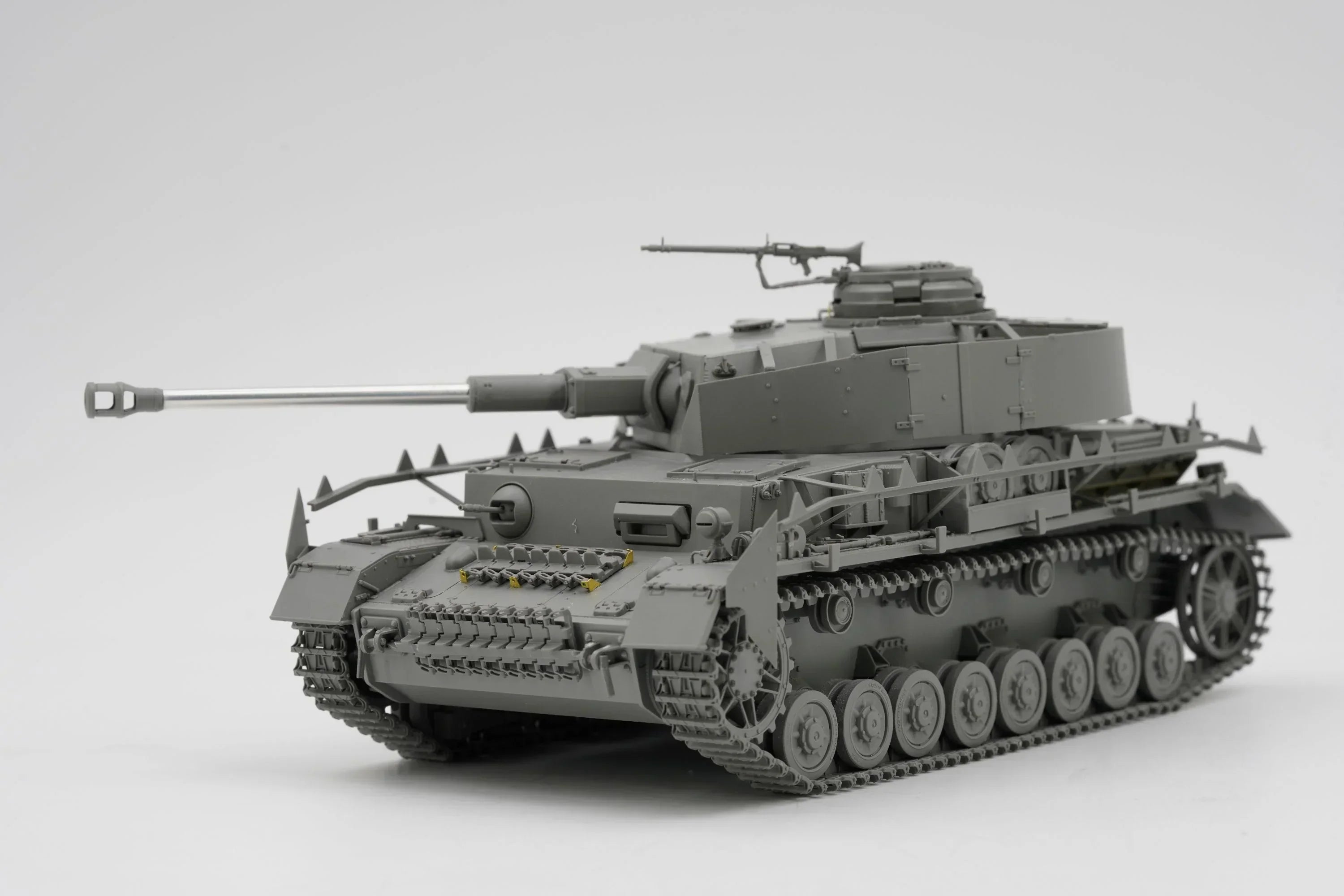 Border Model BT050 Pz.Kpfw.IV Ausf.H Late 1/35 Model Kit - A-Z Toy Hobby
