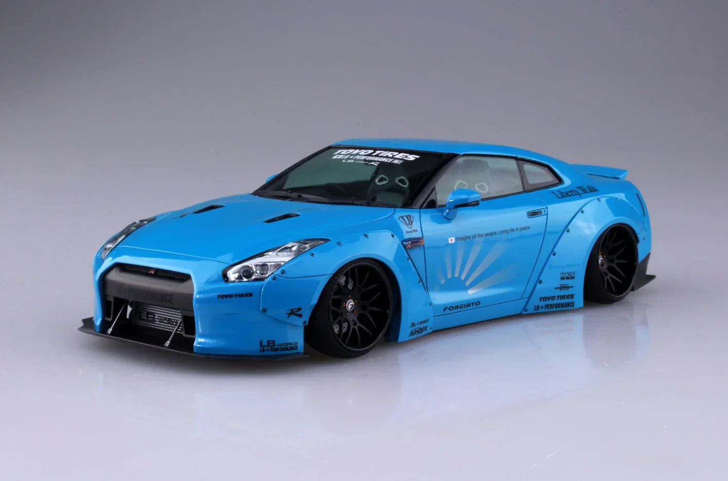 Aoshima LBWK 09 LB-Works R35 GT-R Ver.1 1/24 Model Kit - A-Z Toy Hobby