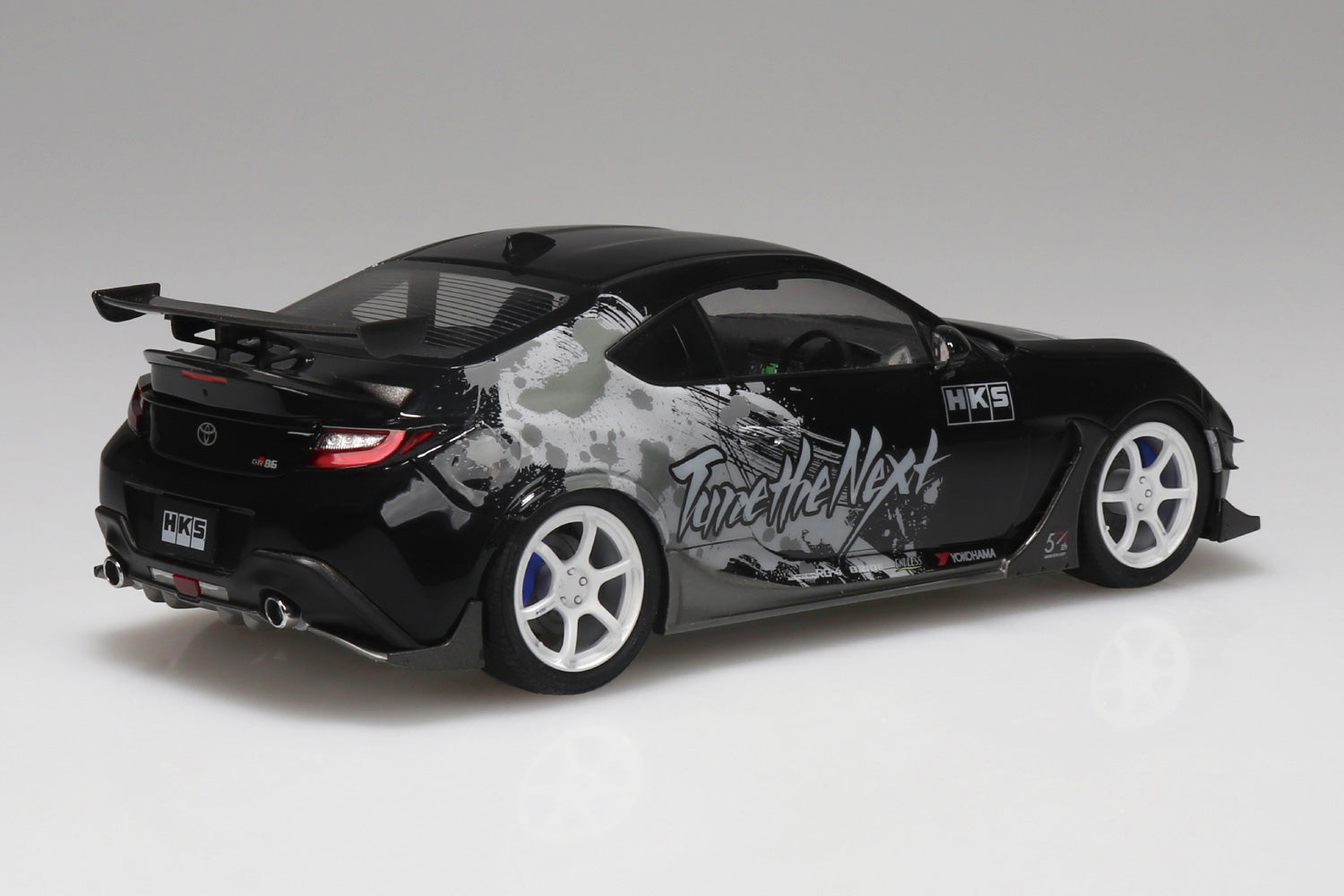 Aoshima 107 Toyota 2021 HKS ZN8 GR86 Type-S 1/24 Model Kit