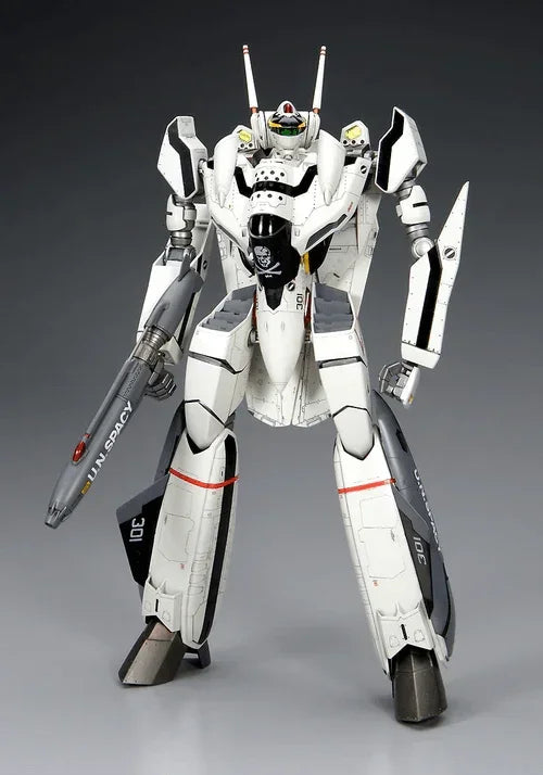 Hasegawa 65720 VF-0A/S Battroid Macross Zero 20 1/72 Model Kit - A-Z Toy Hobby