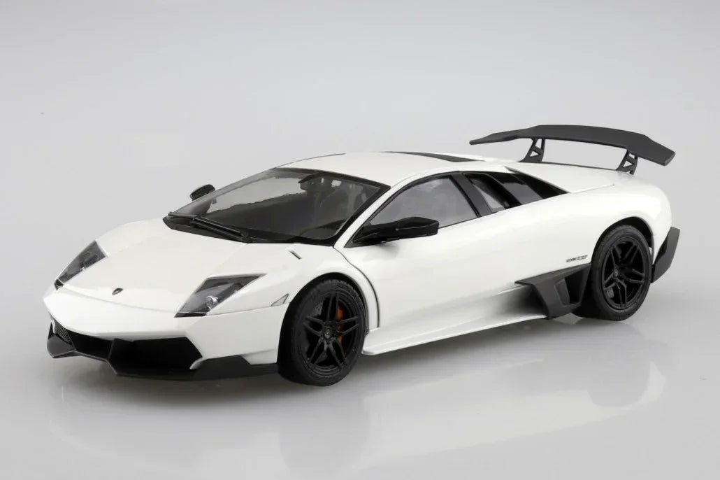 Aoshima 05901 2009 Lamborghini Murcielago LP670-4 SV 1/24 Model Kit - A-Z Toy Hobby