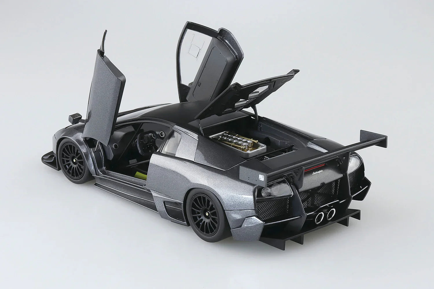 Aoshima 17 2010 Lamborghini Murcielago R-SV 1/24 Model Kit