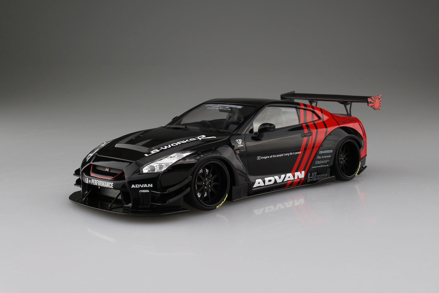 Aoshima LBWK 13 LB-Works R35 GT-R Type 2 Ver.2 1/24 Model Kit