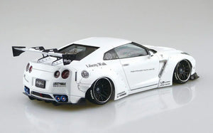Aoshima 05590 LB-Works R35 GT-R Type 1.5 1/24 Model Kit - A-Z Toy Hobby