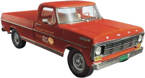 Moebius 2564 1968 Ford F-250 Custom Cab Pickup 1/25 Model Kit - A-Z Toy Hobby