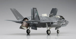 Hasegawa 01576 F-35B Lightning II US Marine 1/72 Model Kit - A-Z Toy Hobby