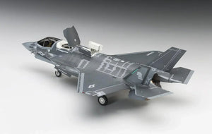 Hasegawa 01576 F-35B Lightning II US Marine 1/72 Model Kit - A-Z Toy Hobby