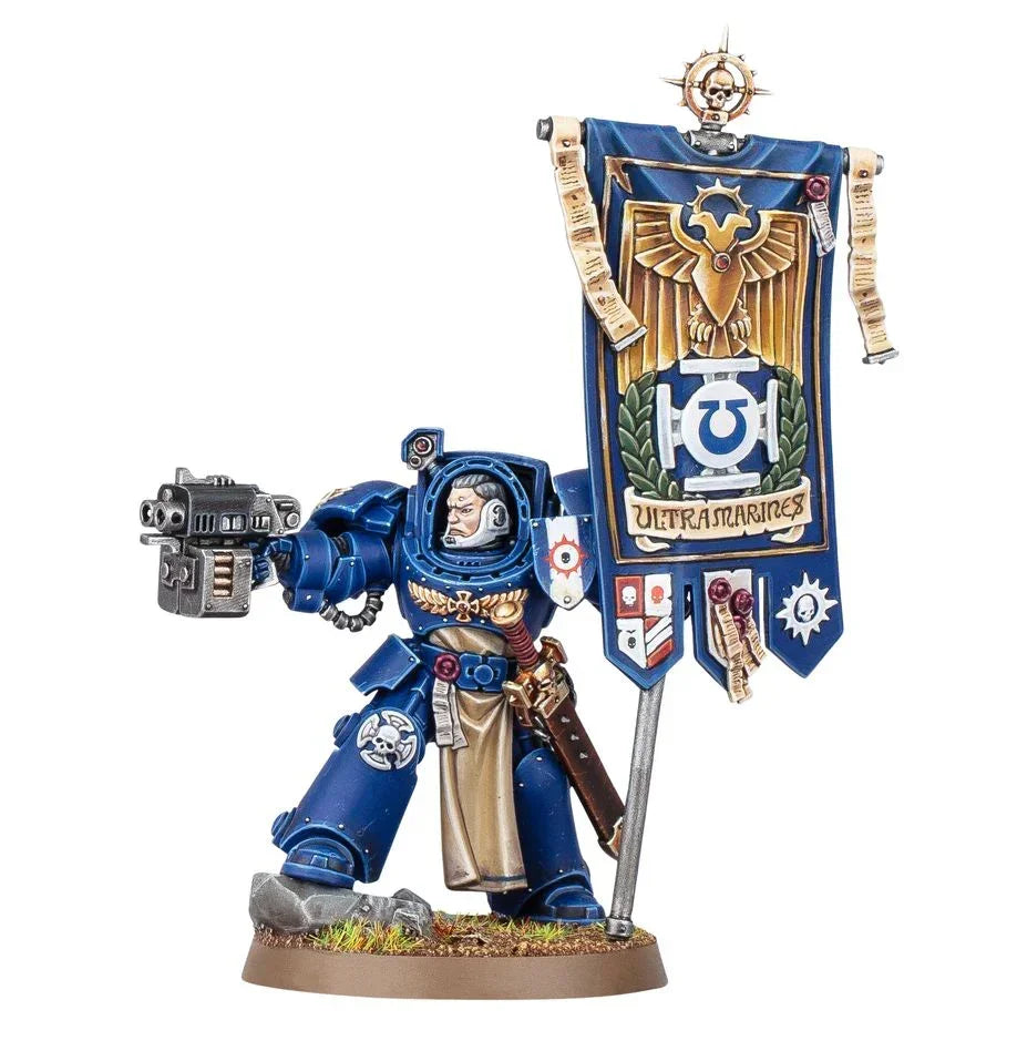 Warhammer 40,000 Space Marines: Ancient in Terminator Armour 48-104 - A-Z Toy Hobby