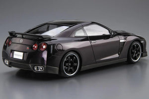 Aoshima 35 Nissan 2009 R35 GT-R Spec-V 1/24 Model Kit - A-Z Toy Hobby
