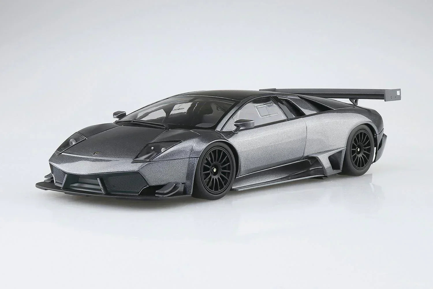 Aoshima 17 2010 Lamborghini Murcielago R-SV 1/24 Model Kit - A-Z Toy Hobby