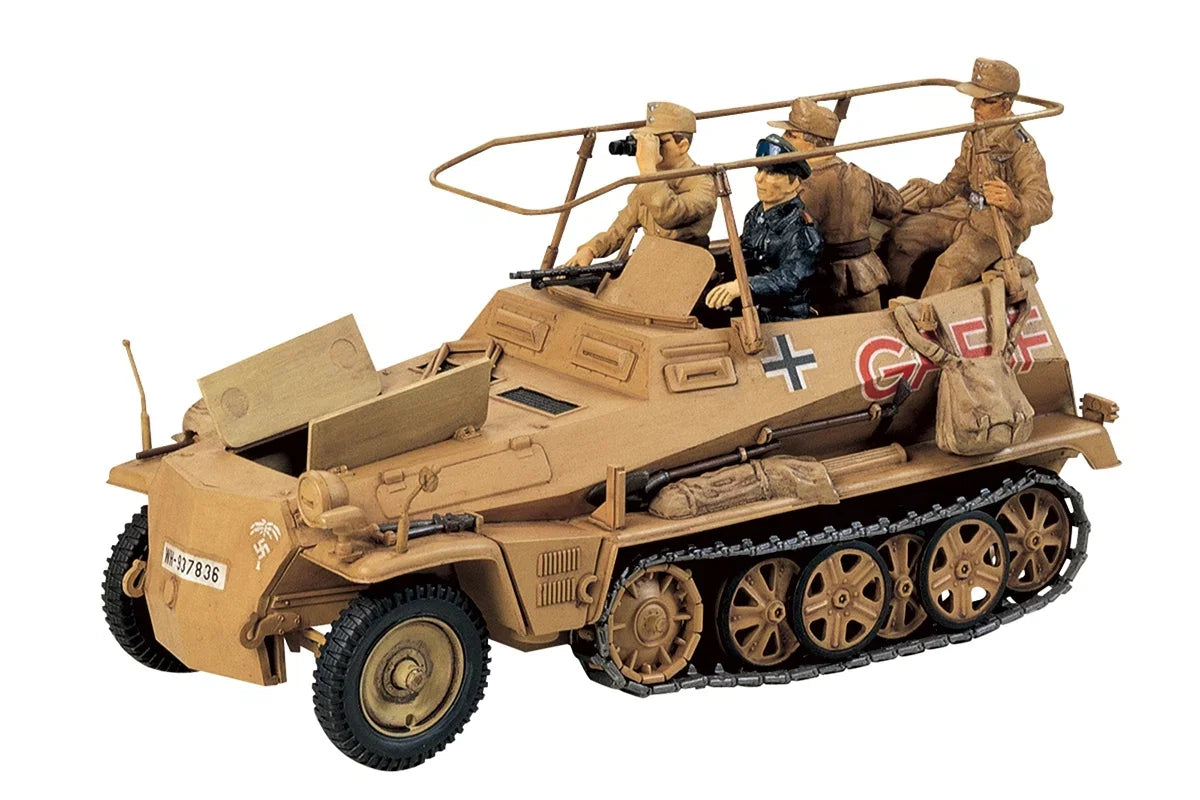 Tamiya 35113 German Sdkfz 250/3 Greif Ca213 1/35 Model Kit