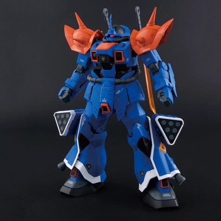 RE/100 005 Efreet Custom 1/100 Model Kit - Bandai