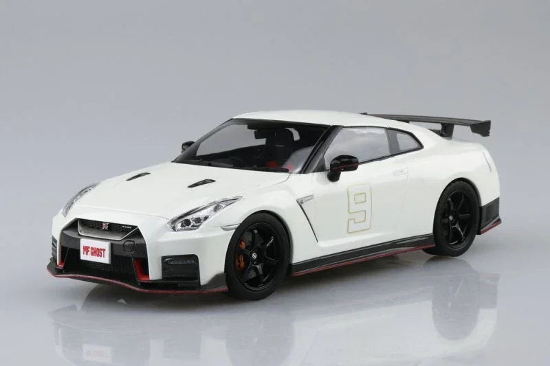 Aoshima 06785 Aiba Shun R35 Nissan GT-R Nismo Comics Vol.1 Odawara Pikes Peak Ver. 1/24 Model Kit - A-Z Toy Hobby