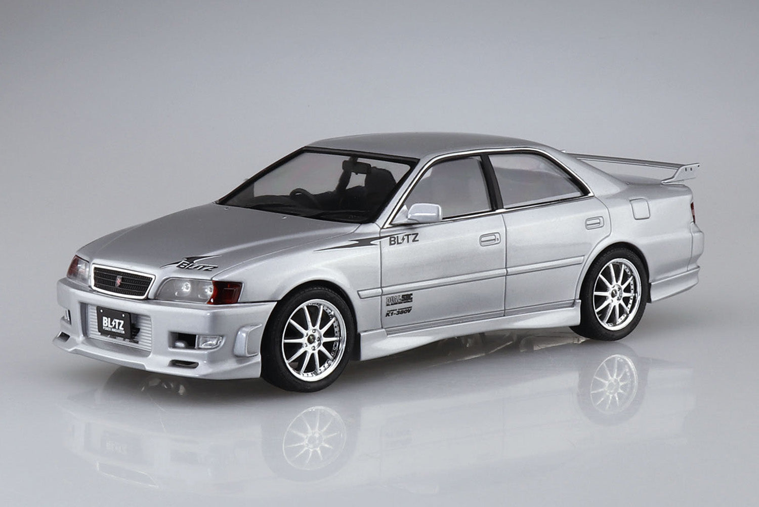 Aoshima 79 1996 Toyota Blitz JZX100 Chaser Tourer V 1/24 Model Kit