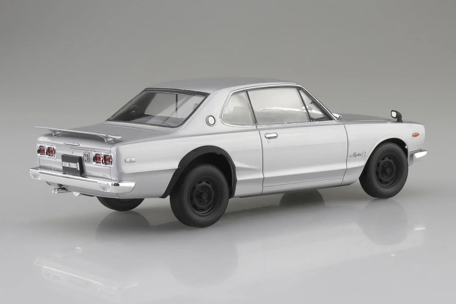 Aoshima Snap Kit 01-SL KPGC10 Skyline HT GT-R 1970 Silver 1/24 Model Kit - A-Z Toy Hobby
