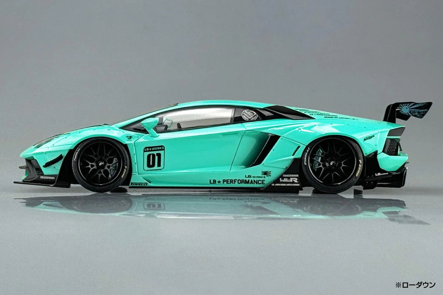 Aoshima 05995 LB-Works Lamborghini Aventador Limited Edition Ver.2 1/24 Model Kit - A-Z Toy Hobby