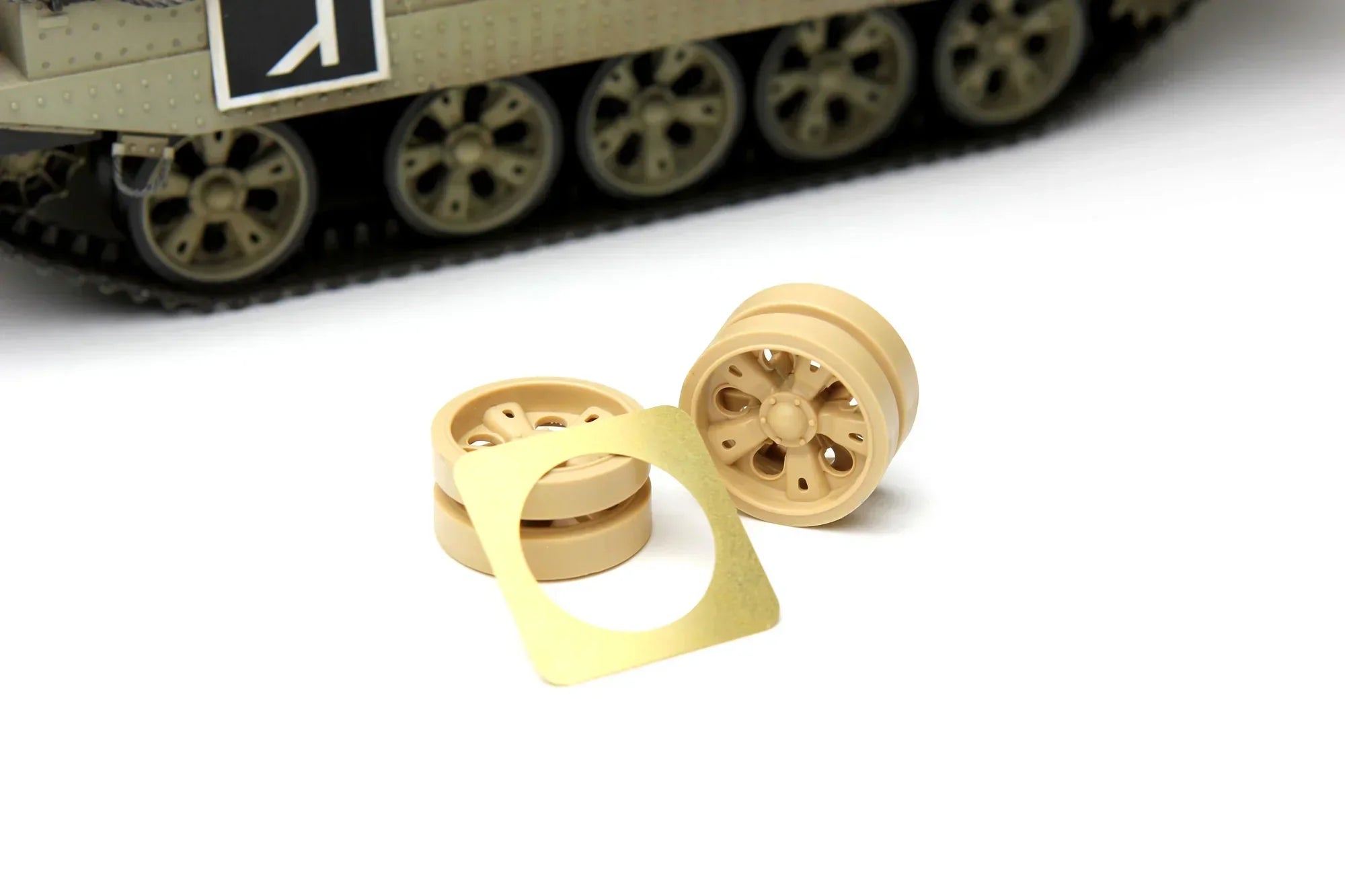Meng SS-003 Israel Heavy APC Achzarit Early 1/35 Model Kit - A-Z Toy Hobby