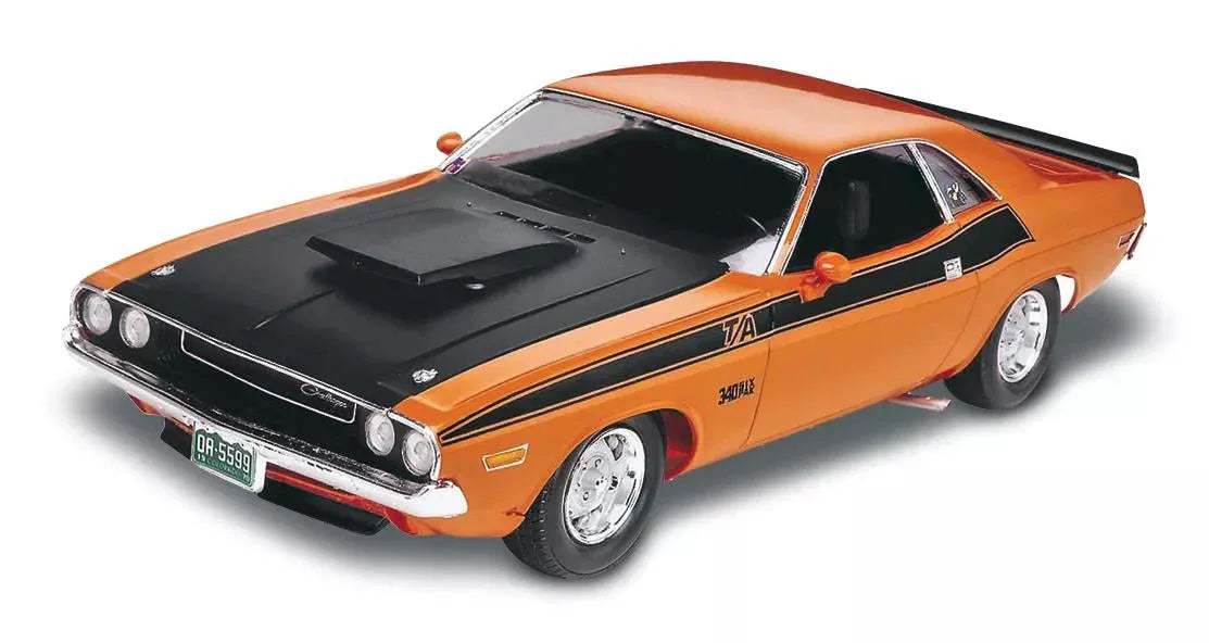 Revell 1970 Dodge Challenger 2'n1 1/24 Model Kit - A-Z Toy Hobby