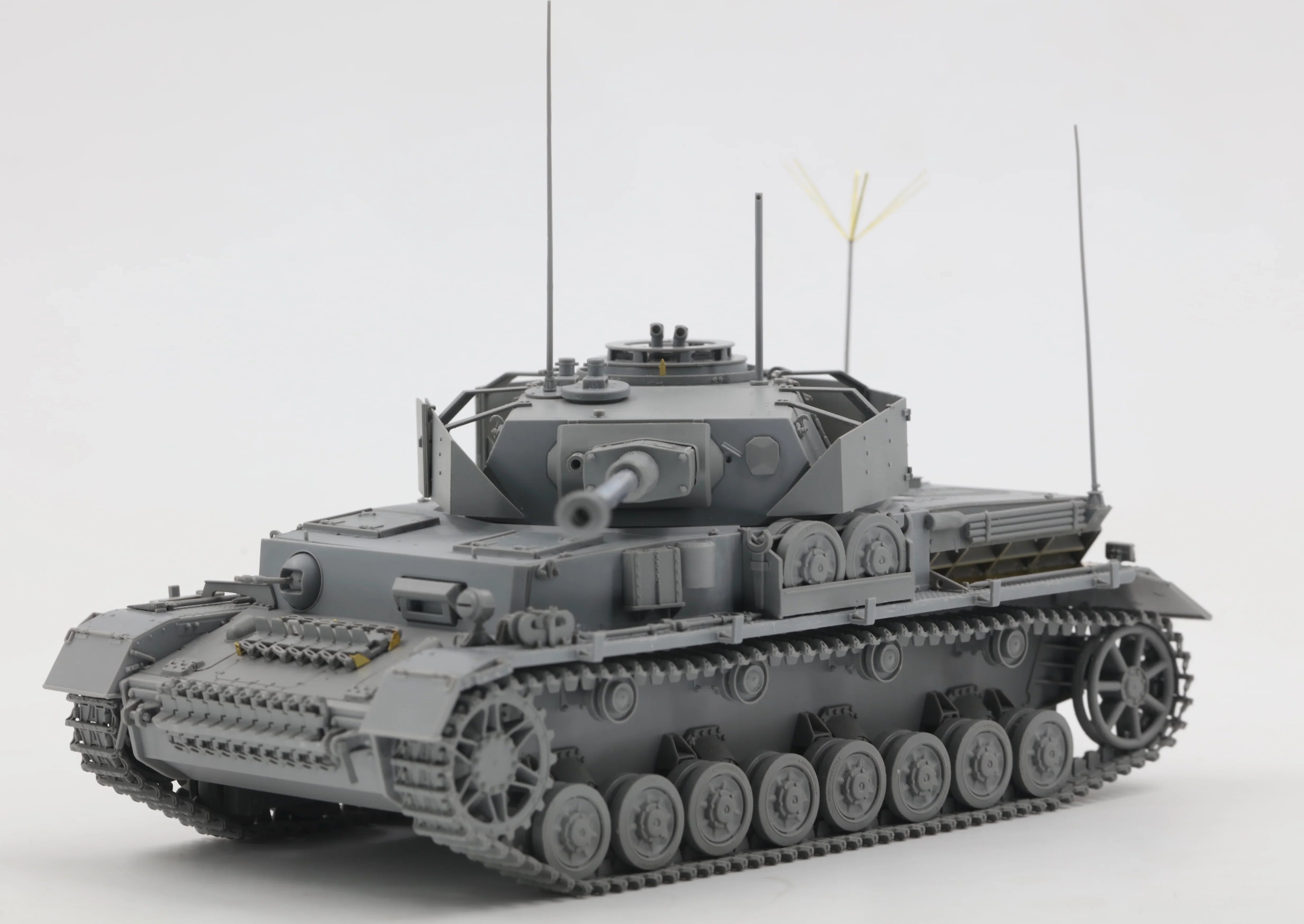 Border Model BT006 Pz. Beob. Wg IV Ausf J 1/35 Model Kit - A-Z Toy Hobby