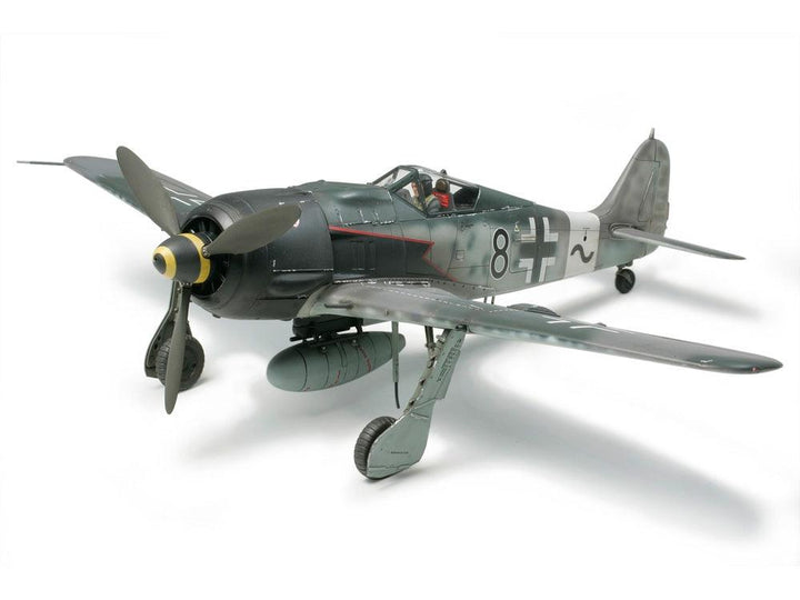 Tamiya 61095 Focke Wulf Fw190 A8 / A8R2 1/48 Model Kit - A-Z Toy Hobby