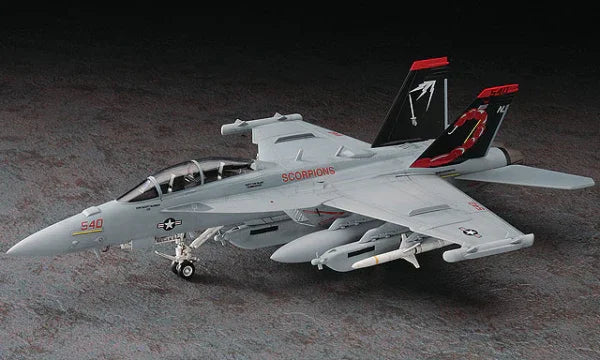 Hasegawa 01568 EA-18G Growler 1/72 Model Kit - A-Z Toy Hobby