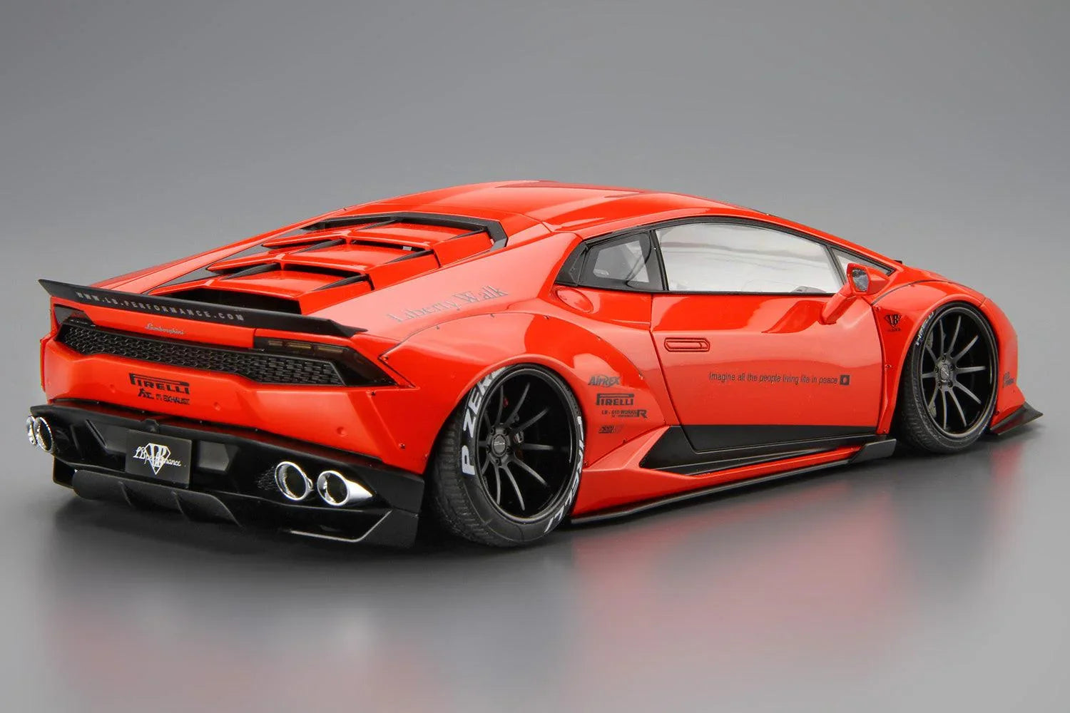 Aoshima 15 LB-Works Lamborghini Huracan Ver.1 1/24 Model Kit - A-Z Toy Hobby