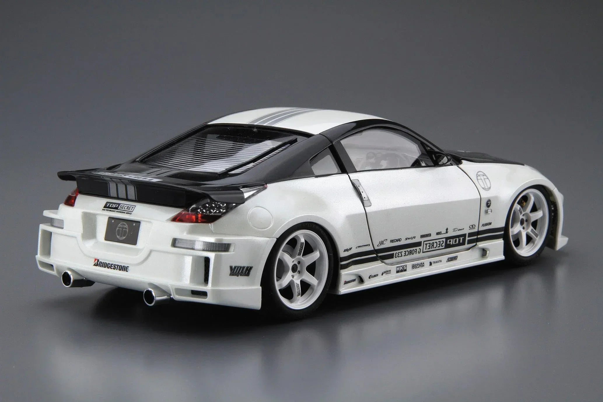 Aoshima 06951 Nissan 2005 Fairlady Z Top Secret Z33 1/24 Model Kit - A-Z Toy Hobby