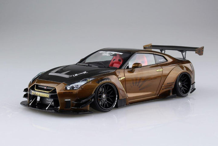 Aoshima 05591 LB-Works R35 GT-R Type 2 Ver.1 1/24 Model Kit - A-Z Toy Hobby