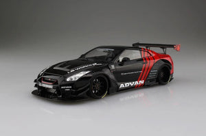 Aoshima 05592 LB-Works R35 GT-R Type 2 Ver.2 1/24 Model Kit - A-Z Toy Hobby