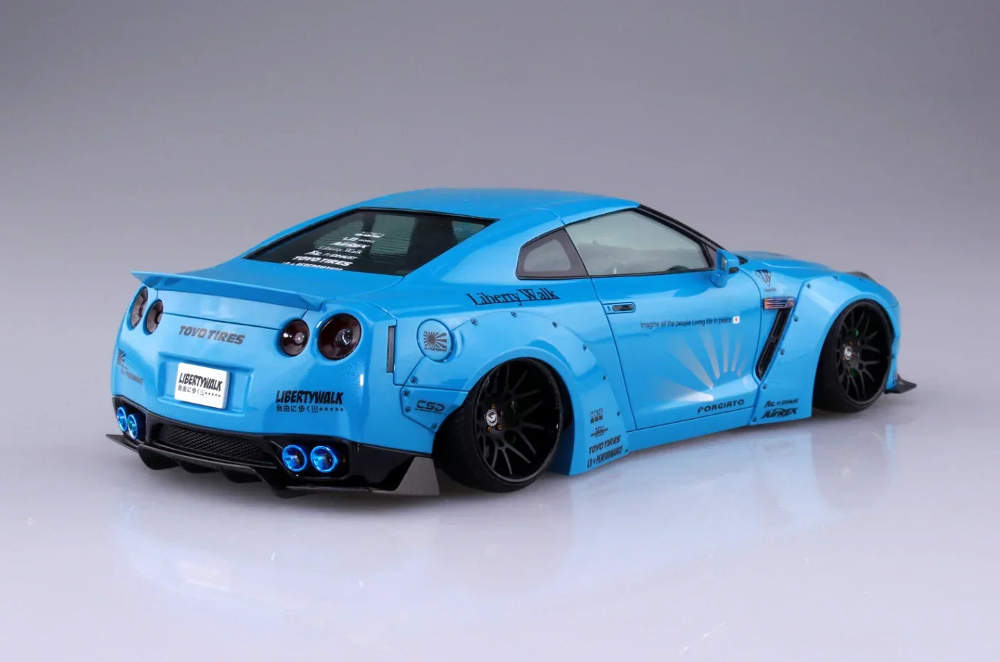 Aoshima LBWK 09 LB-Works R35 GT-R Ver.1 1/24 Model Kit - A-Z Toy Hobby