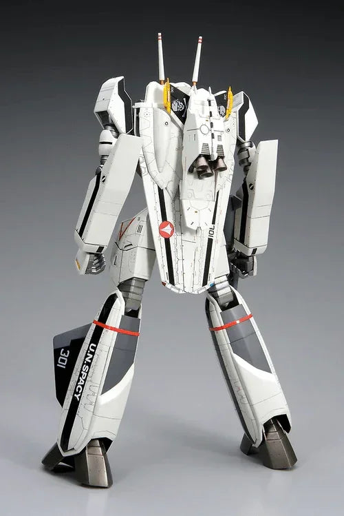 Hasegawa 65720 VF-0A/S Battroid Macross Zero 20 1/72 Model Kit - A-Z Toy Hobby
