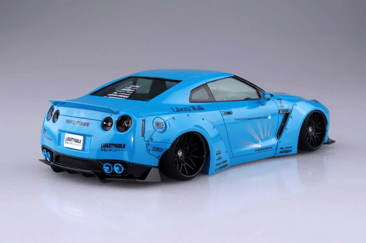 Aoshima 05402 LB-Works R35 GT-R Ver.1 1/24 Model Kit - A-Z Toy Hobby