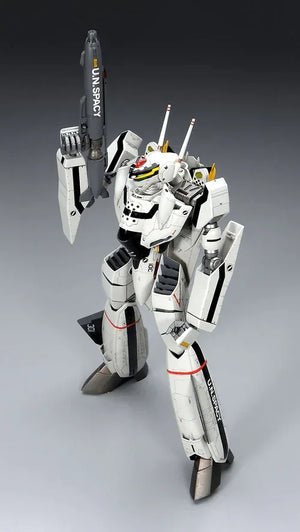 Hasegawa 65720 VF-0A/S Battroid Macross Zero 20 1/72 Model Kit - A-Z Toy Hobby