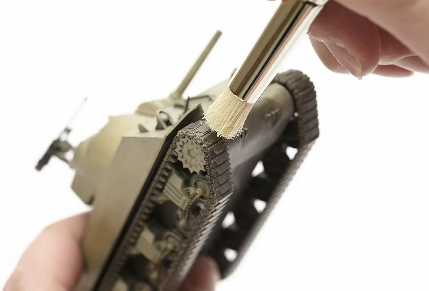 Mr. Hobby MB34 Mr. Weathering Brush Set Extra Large (Soft & Hard) - A-Z Toy Hobby