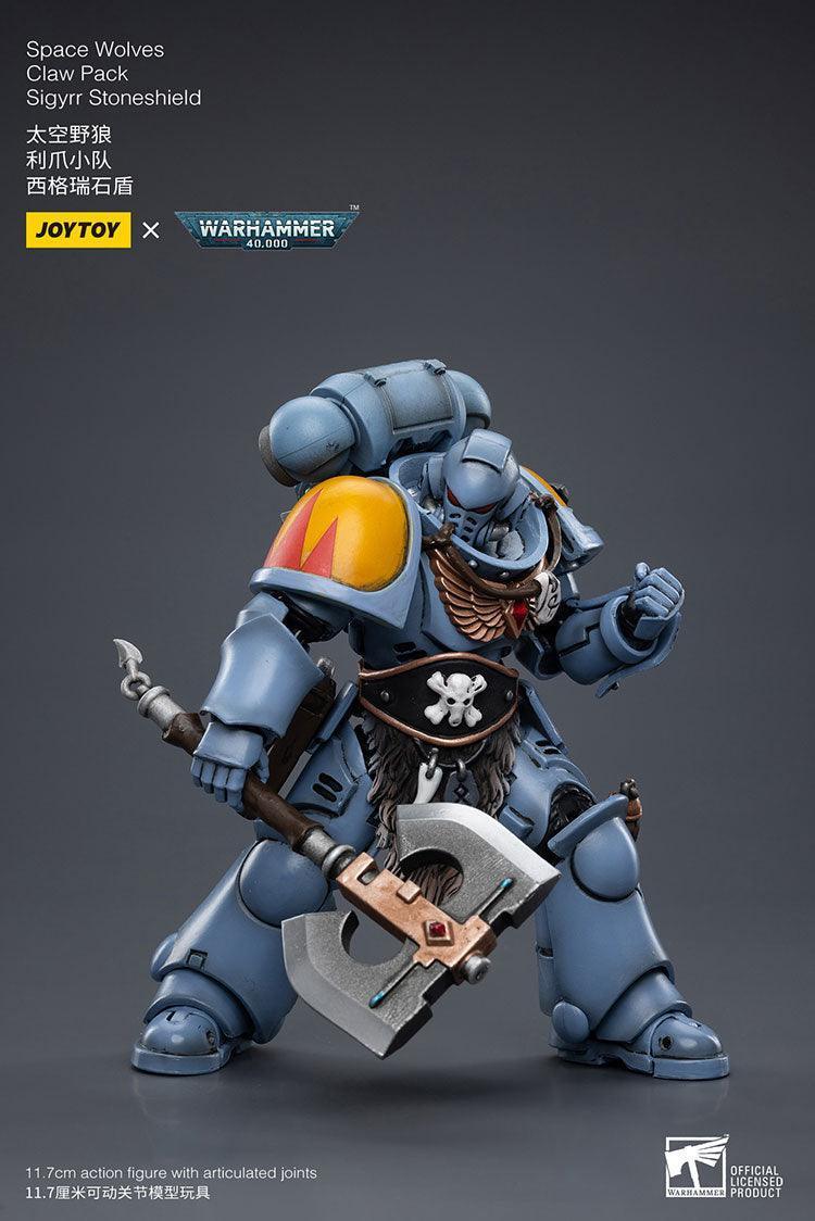 Joy Toy Warhammer 40K Space Wolves Claw Pack Sigyrr Stoneshield 1/18 Action Figure - A-Z Toy Hobby