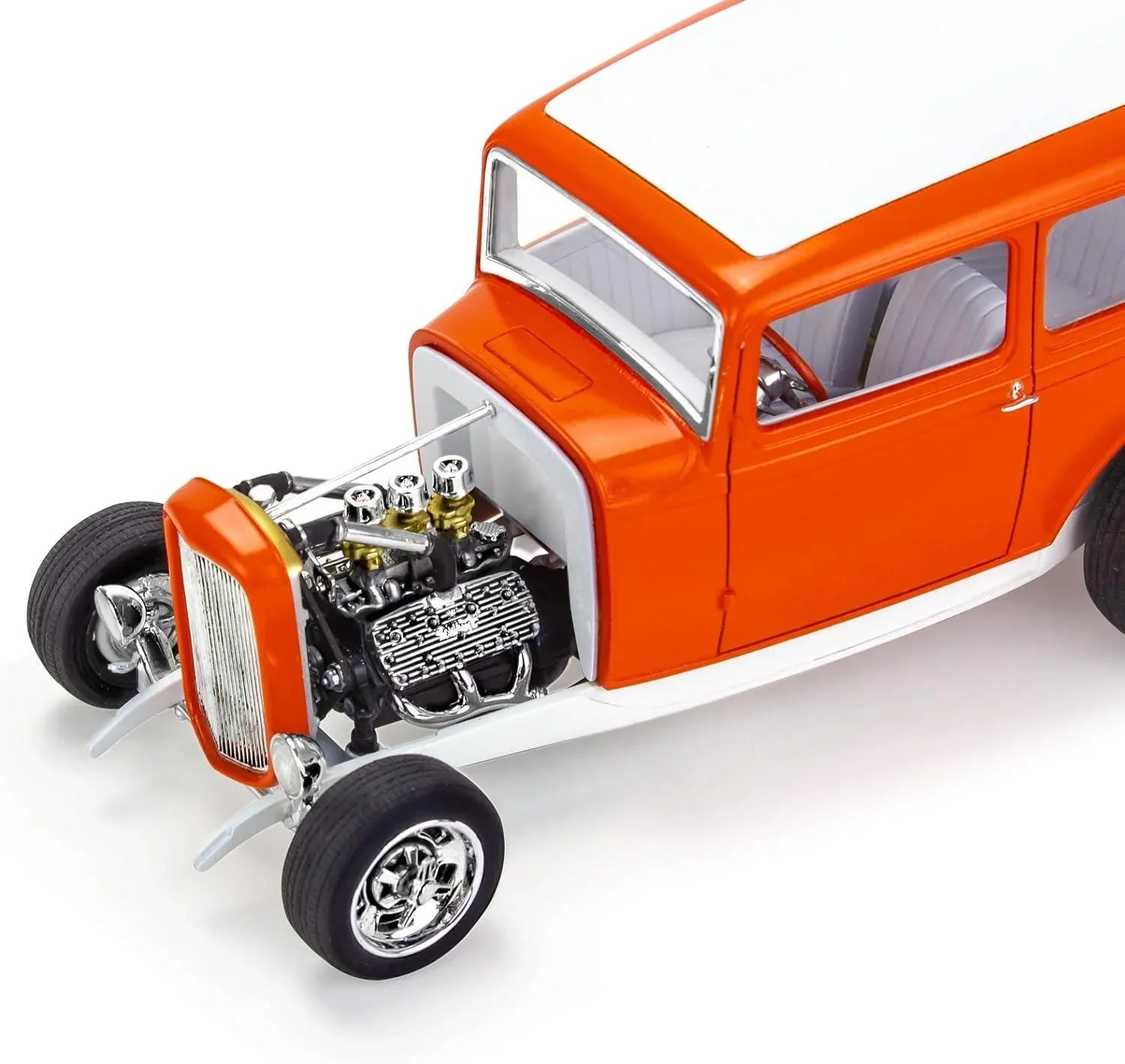 Revell 1932 Ford Tudor Sedan 2 in 1 1/25 Model Kit - A-Z Toy Hobby