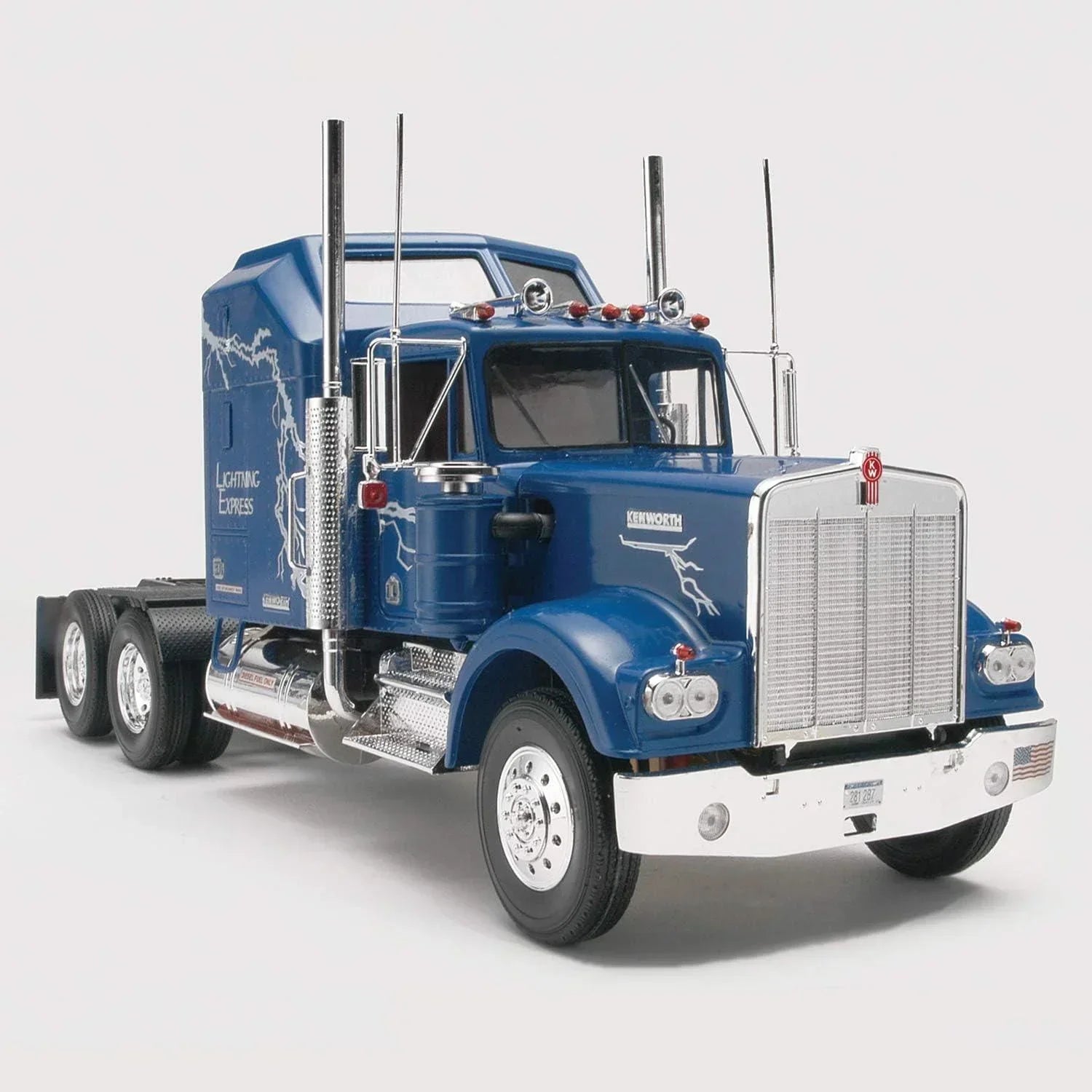 Revell Kenworth W900 Aerodyne 1/25 Model Kit - A-Z Toy Hobby