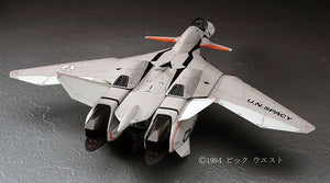 Hasegawa 65722 VF-11B Thunderbolt Macross Plus 22 1/72 Model Kit - A-Z Toy Hobby
