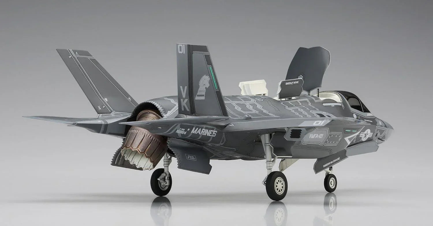 Hasegawa 01576 F-35B Lightning II US Marine 1/72 Model Kit - A-Z Toy Hobby