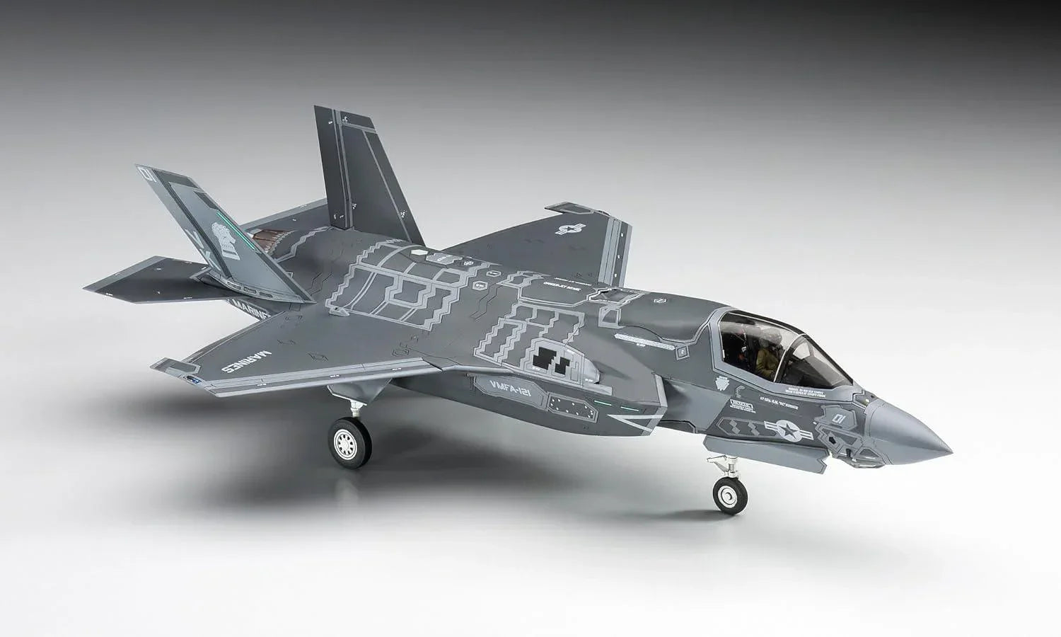 Hasegawa 01576 F-35B Lightning II US Marine 1/72 Model Kit - A-Z Toy Hobby