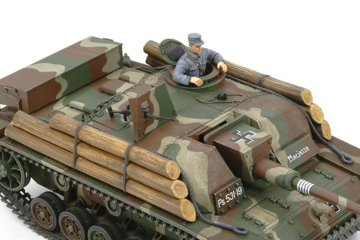 Tamiya 35310 Sturmgeschutz III Ausf.G "Finnish Army" 1/35 Model Kit - A-Z Toy Hobby