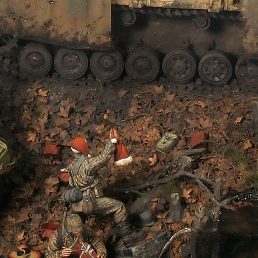 AK Interactive AK8017 Diorama Terrains Muddy Ground 250ml - A-Z Toy Hobby