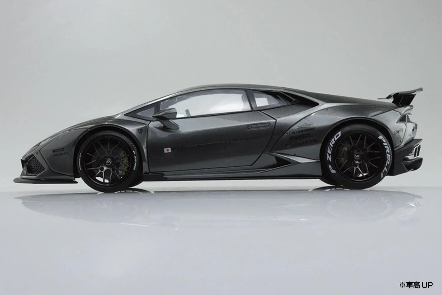 Aoshima 05990 LB-Works Lamborghini Huracan Ver.2 1/24 Model Kit - A-Z Toy Hobby