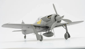Border Model BF009 Focke-Wulf FW190A-8 4 in 1 (R2/R6/R7/R8) 1/35 Model Kit - A-Z Toy Hobby