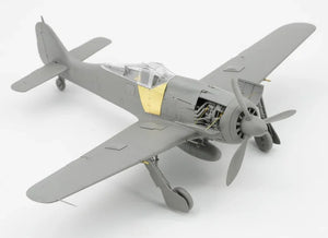 Border Model BF009 Focke-Wulf FW190A-8 4 in 1 (R2/R6/R7/R8) 1/35 Model Kit - A-Z Toy Hobby