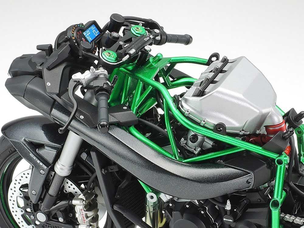 Tamiya 14136 Kawasaki Ninja H2 Carbon 1/12 Model Kit - A-Z Toy Hobby