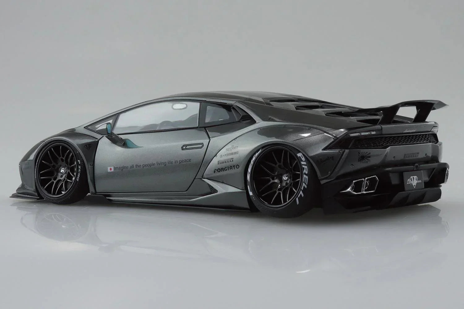 Aoshima 05990 LB-Works Lamborghini Huracan Ver.2 1/24 Model Kit - A-Z Toy Hobby